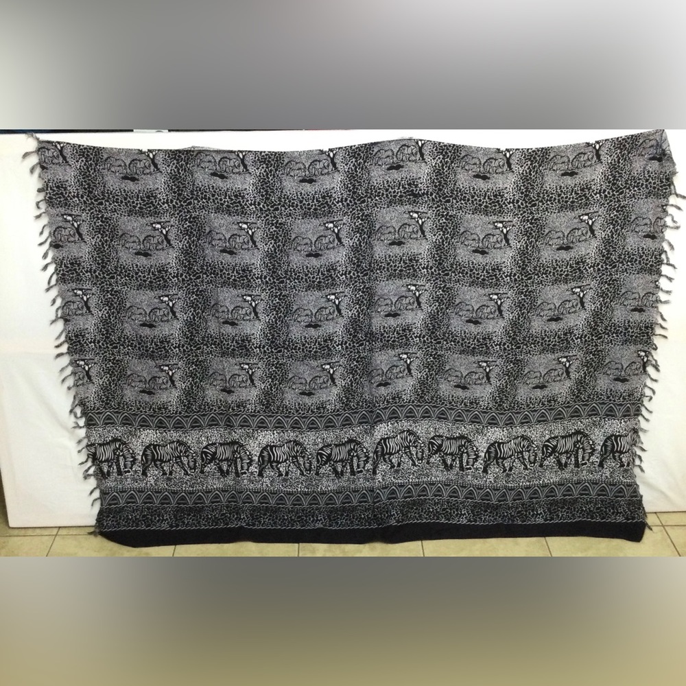 No Name Brand Zebra wrap